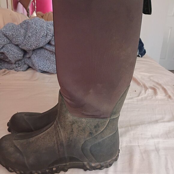Muck boots